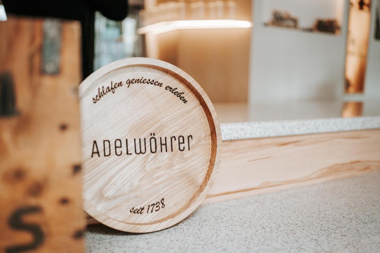 Adelwoehrer - Am Hof Hotell Falting Exteriör bild